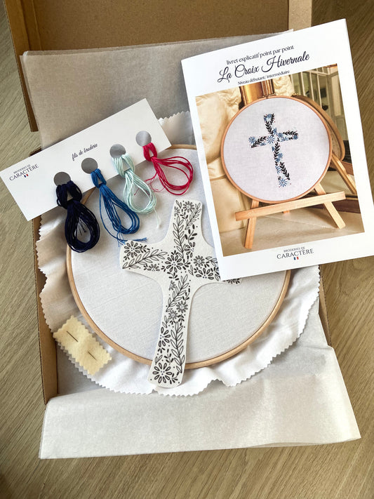 Kit de broderie - La Croix Hivernale