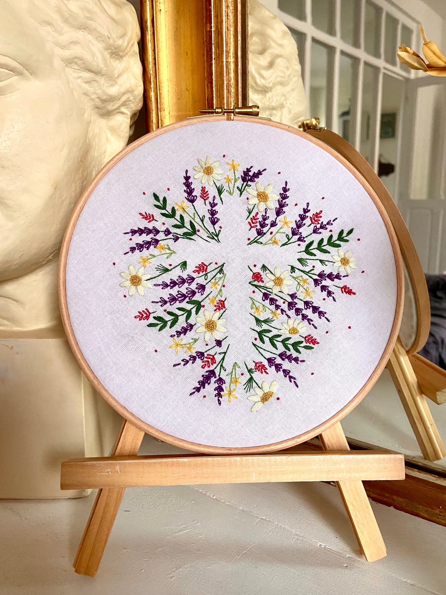 Kit de broderie - La Croix Printanière