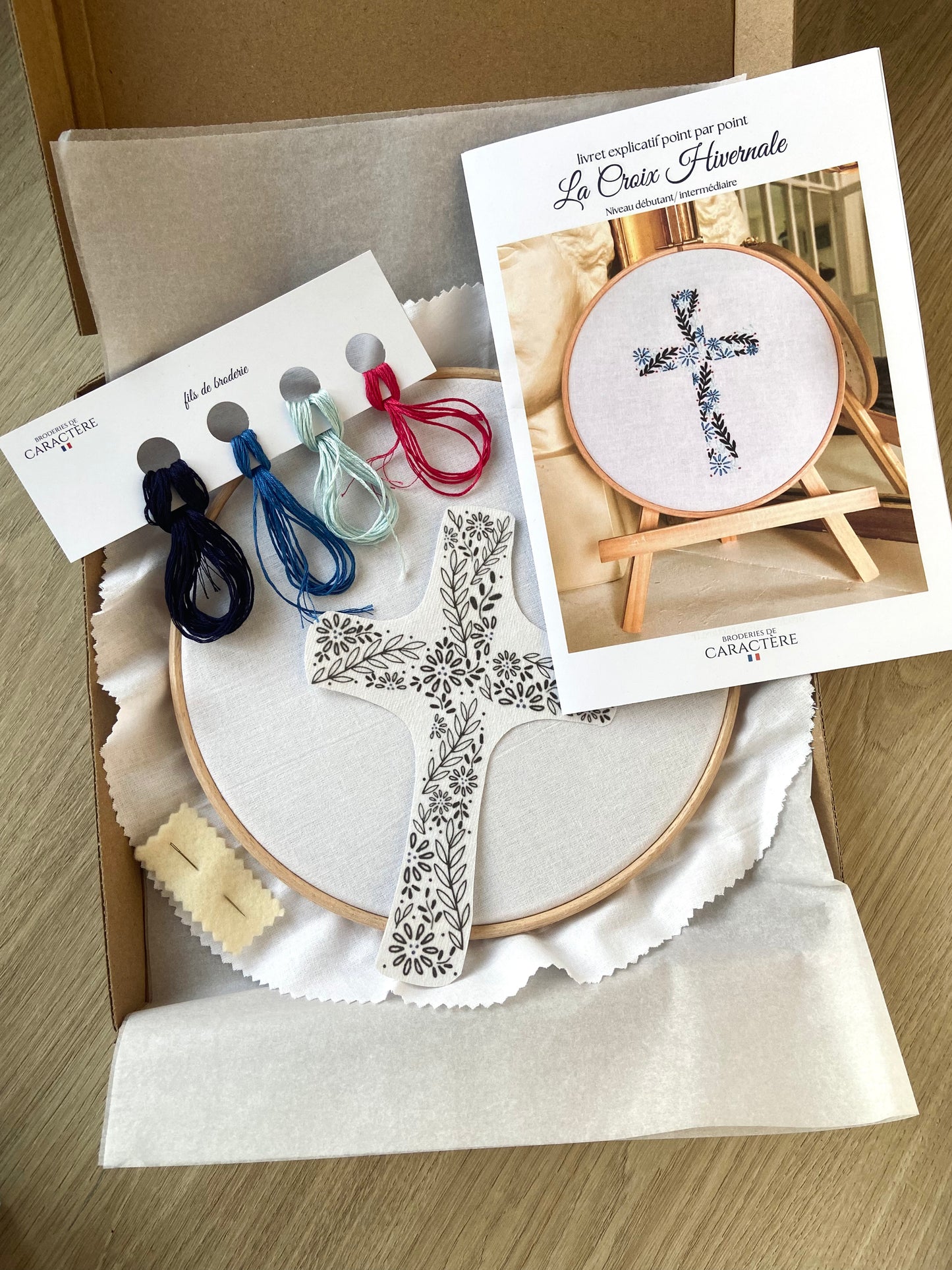 Kit de broderie - La Croix Hivernale