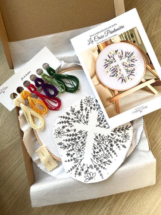 Kit de broderie - La Croix Printanière