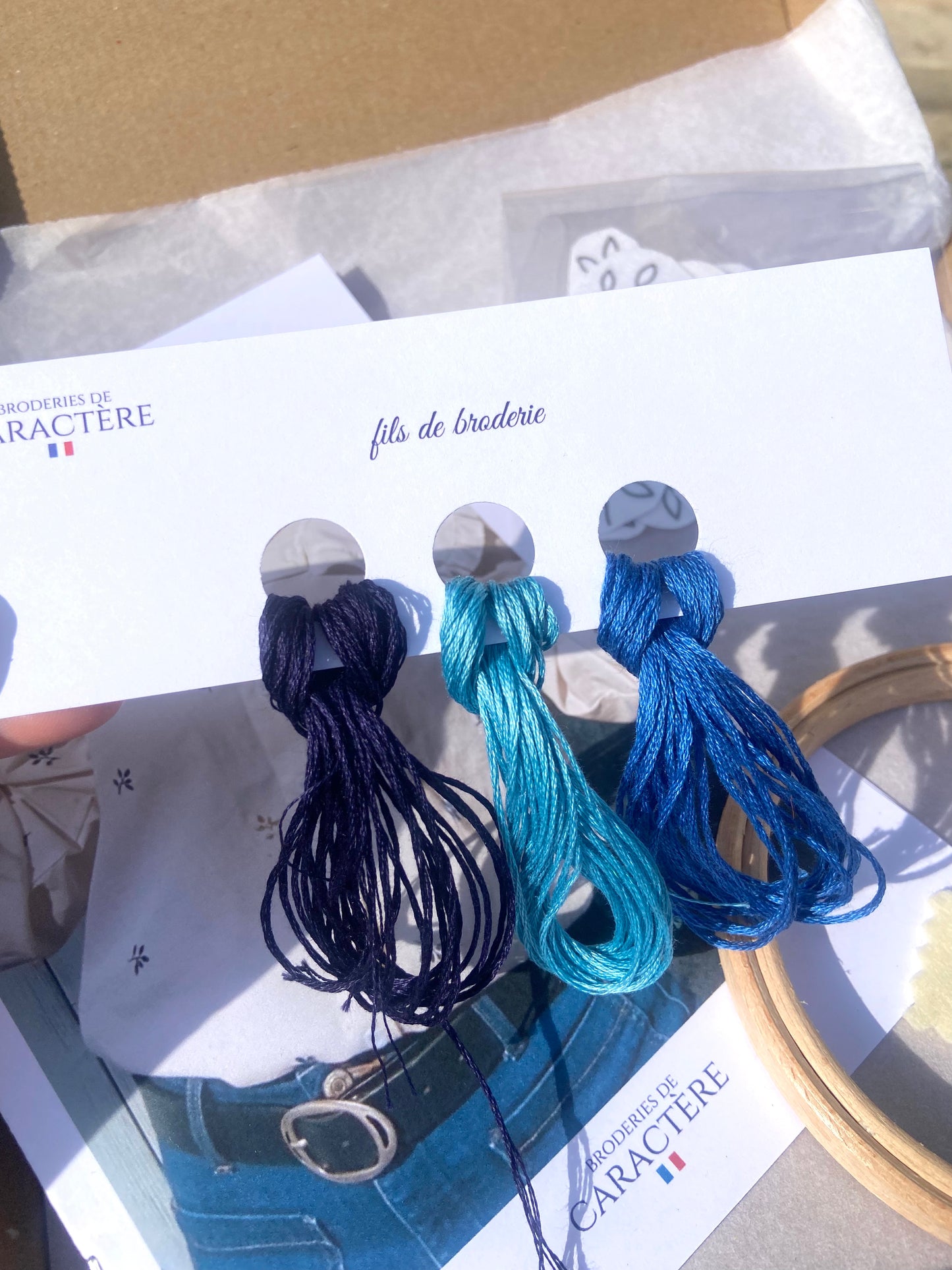 Kit de broderie pour vêtements - Jolis Feuillages