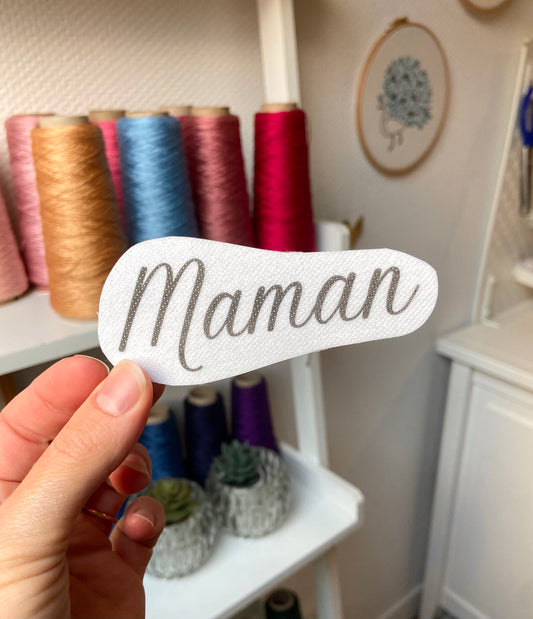 Autocollant soluble broderie - "Maman"