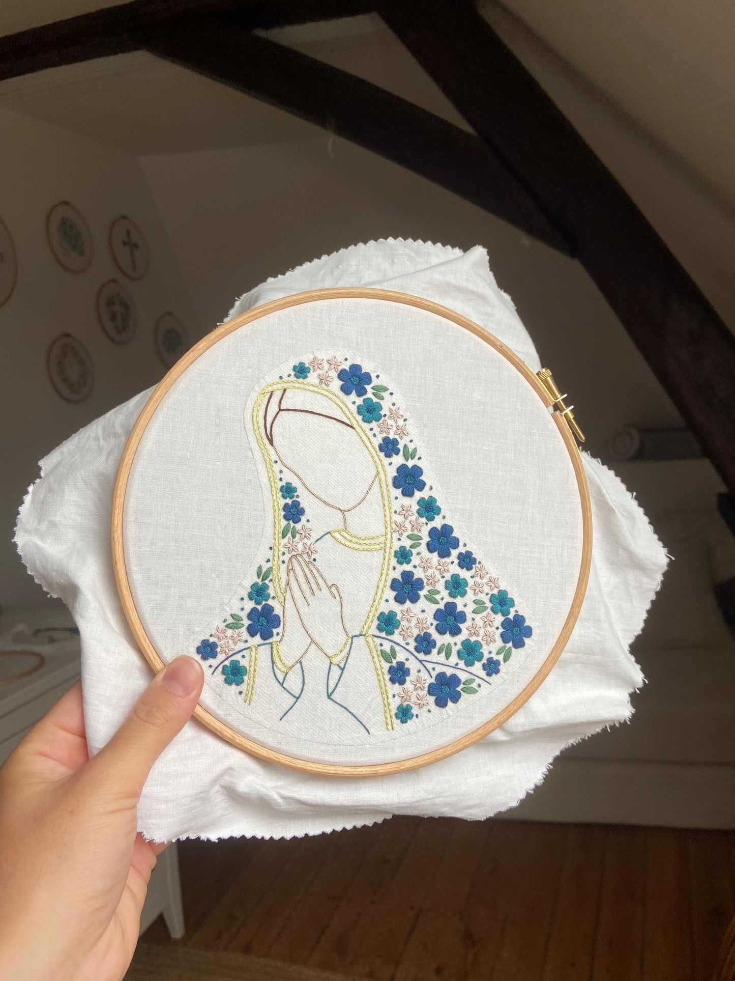 Kit de broderie - Notre Dame des Fleurs