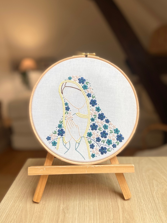 Kit de broderie - Notre Dame des Fleurs