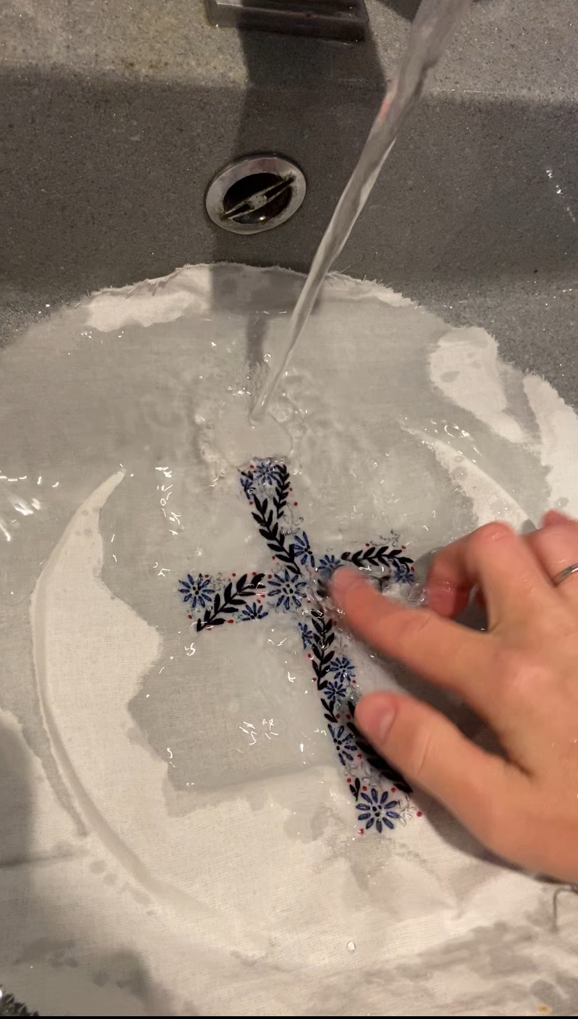 Autocollants soluble broderie - La Croix Hivernale