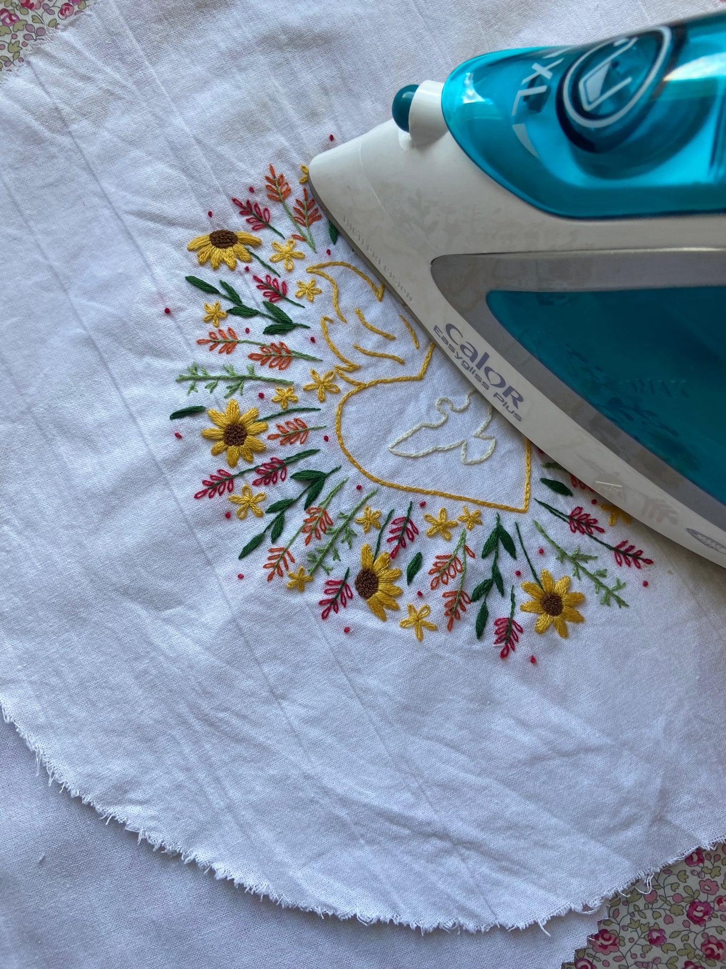 Kit de broderie - Le Coeur Eclatant