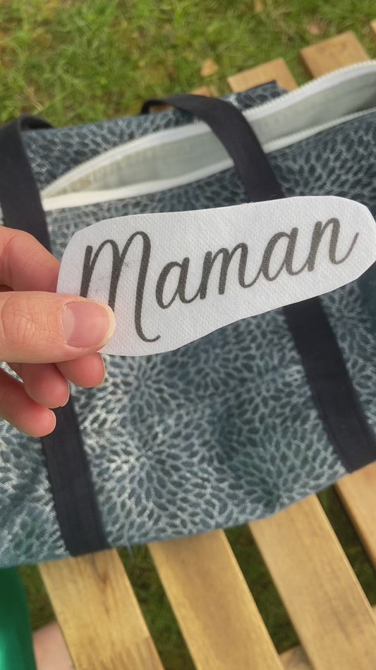 Autocollant soluble broderie - "Maman"